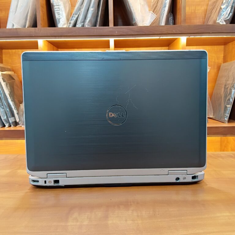 Dell Latitude E6420 Intel Core I5-2410M @ 2.40 GHz 8GB RAM 256GB SSD
